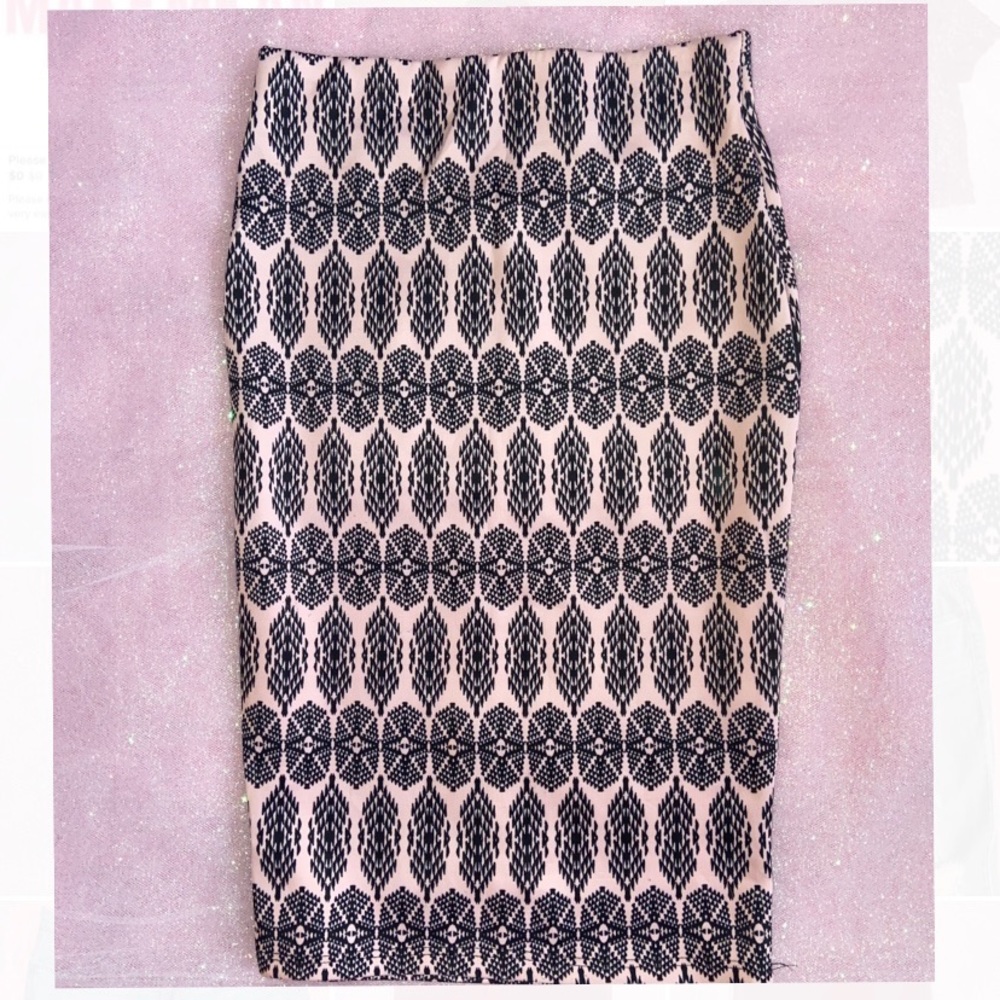 Pencil skirt with print